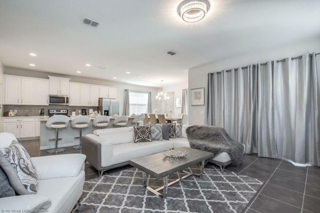 1504 New Luxury 6 Bed With Pool Pousada
